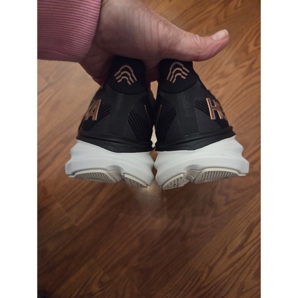 Hoka W Clifton 9 Black Rose Gold Running Shoes Women's 8.5 Wide Road Sneakers - Picture 3 of 7